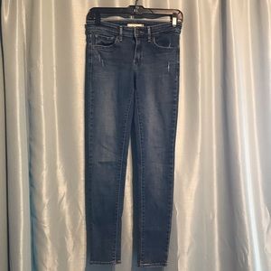 Pre-Owned Women’s Levi’s 711 Skinny Blue Jeans